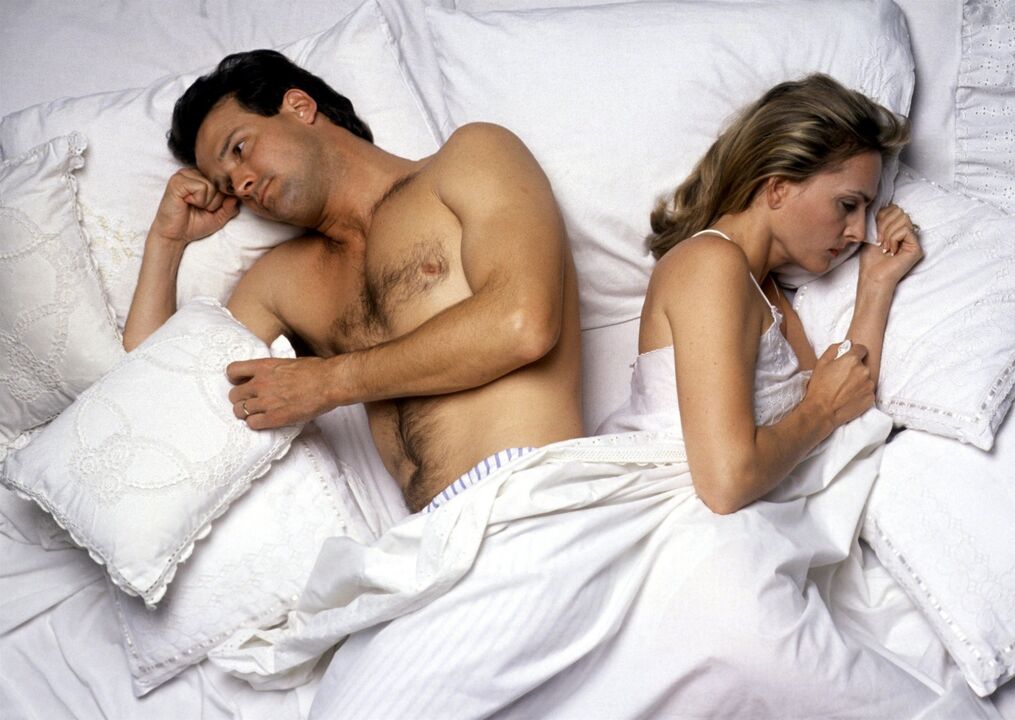 nő az ágyban egy férfi gyenge potencia hogyan lehet növelni