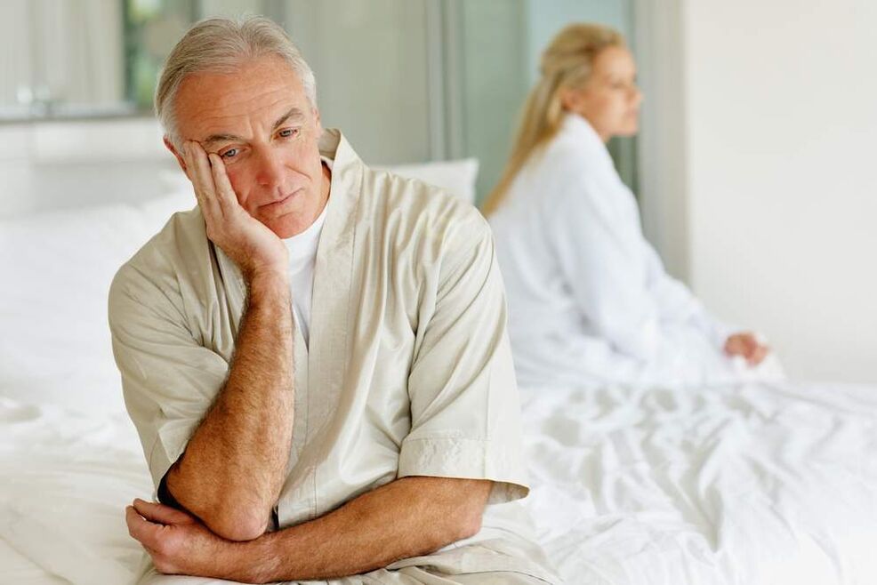 60 éves kor után a férfi merevedési zavarokat tapasztalhat